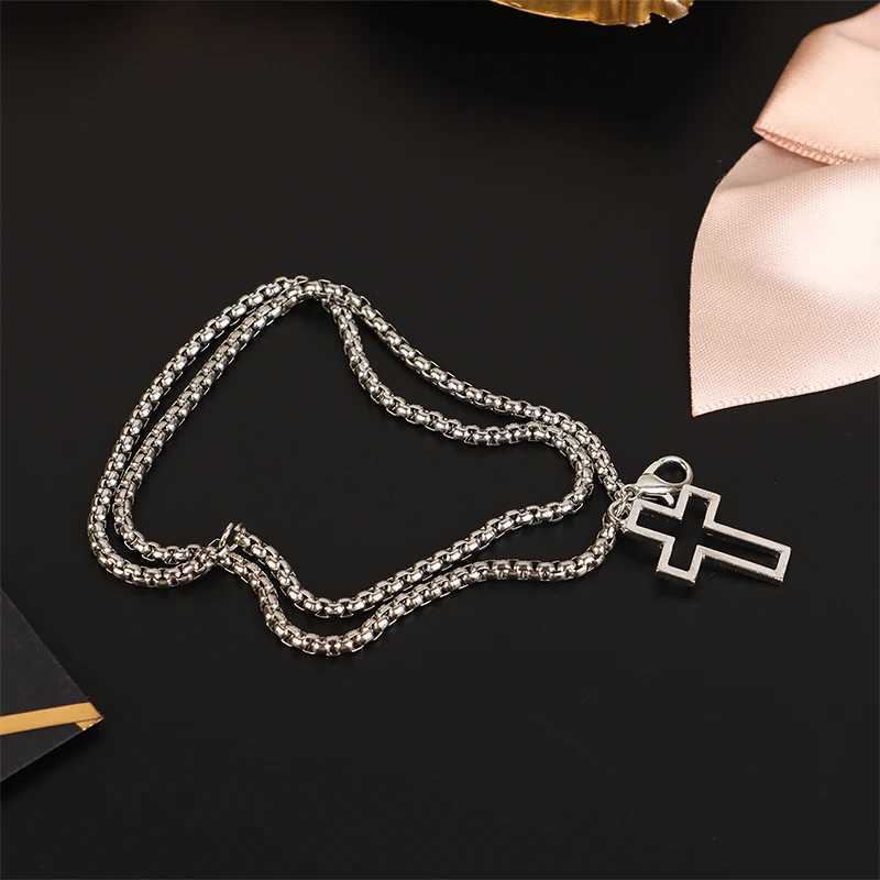 Hollow Cross Pendant Double Layer Bracelet Hip Hop Cool Men Hand Accessories Anniversary Party Jewelry GiftsX240913