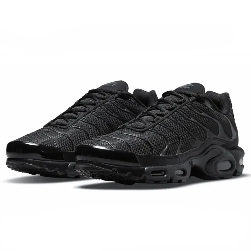 free shipping running shoes for men women designer sneakers triple black white pink blue green yellow mens womens outdoor sports trainers