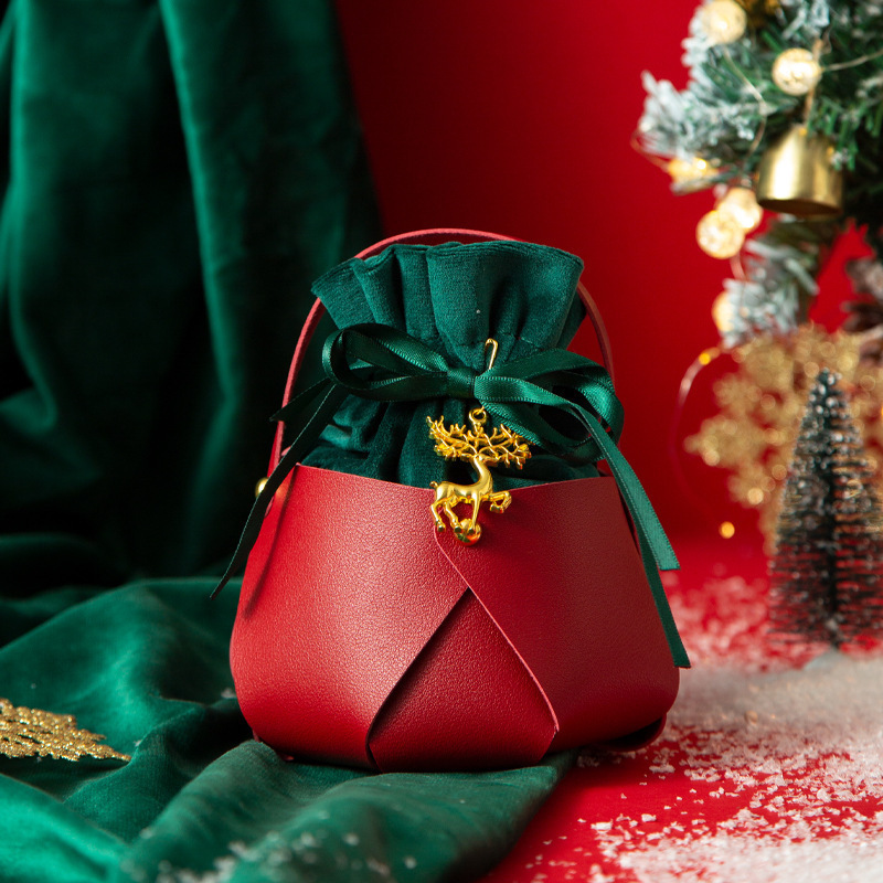 5pcs Xmas Velvet Bags Small Candy Gift Bag Drawstring Pouch Christmas Party Favor Boutique Jewelry Packaging Bags 2025 New Year designer bag Christmas