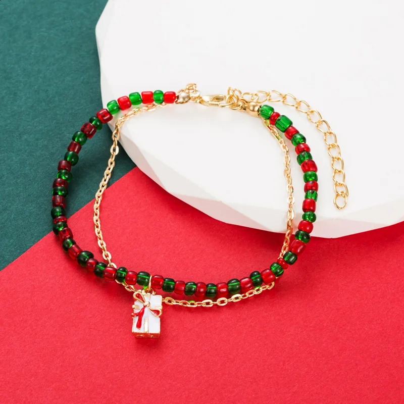 Fashion Red Bead Christmas Bracelet for Women Ethnic Alloy Cute Cartoon Drip Oil Party Gift Jewelry Wholesale 240912