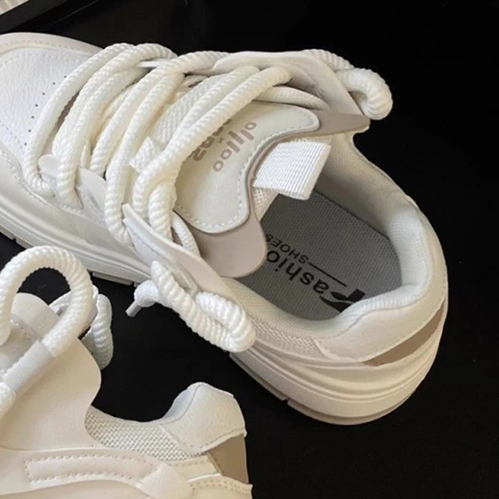 Star Walking Sneakers Y2K Shoes Thick Sole Comfortable Running Shoes Non-Slip Skateboard for Outdoor Sports 240911