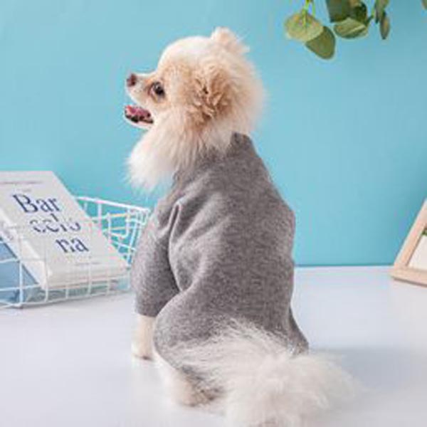 Apparel Stylish Winter Dog Coat Designer Pet Sweater for Small and Medium Dogs Letter