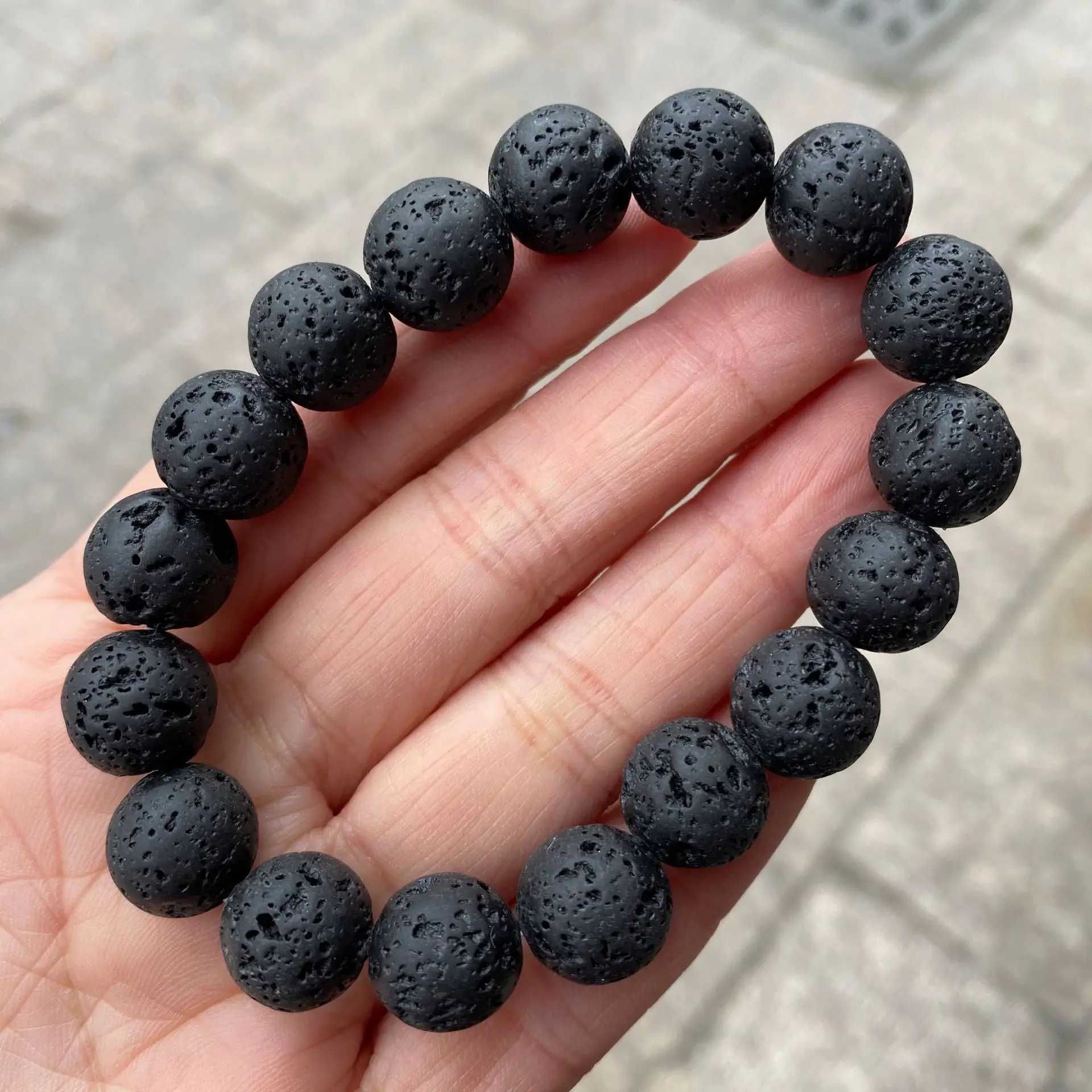 6/8/10/12MM Bead Elastic Bracelet for Men Natural Volcanic Lava Stone Charm Bracelet Jewelry Energy Yoga Pulsera Hombre W240913