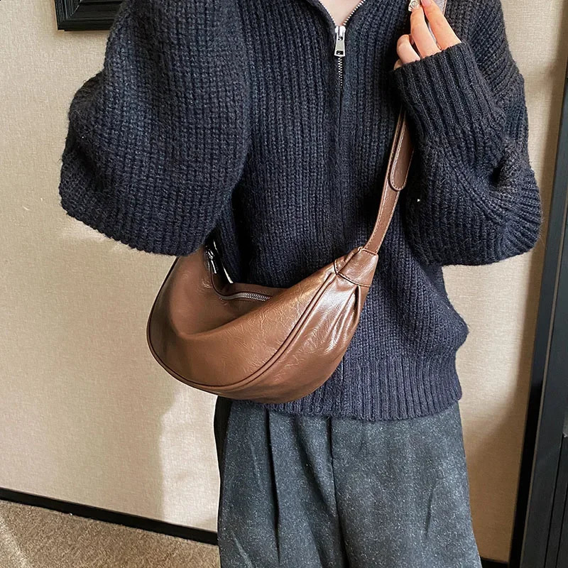 Y2K retro PU leather womens shoulder bag Korean fashion small cross body bag womens underwear bag handbag 240912