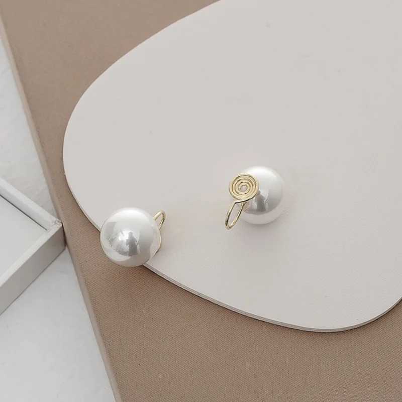 1Pair Pearl Ear Clip Fashion Without Ear Hole Earings for Women Simple Coil Ear Clip Fashion Jewelry Daily DecorationX240913
