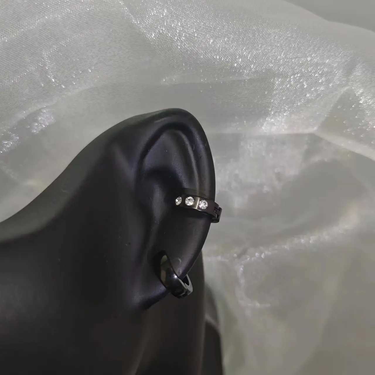 2 Pcs Stainless Steel Clip On Earrings For Women Men Black Gold Color Cross Gothic Punk Rock Drop Pendiente Non Piercing JewelryX240913