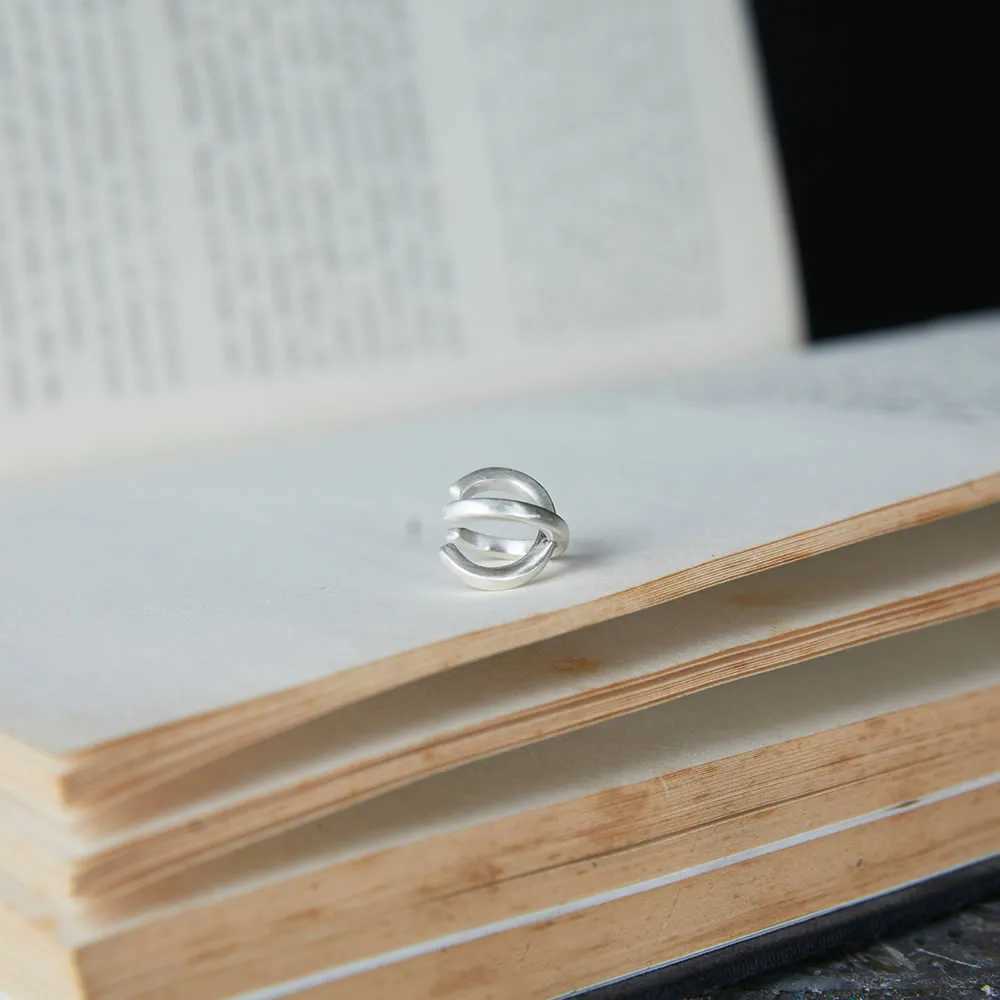 MKENDN 925 Sterling Silver X-Shape Clip Earrings for Women Men Creative Simple C Ear Cuff Non-Piercing Ear Clip Trend GiftsX240913