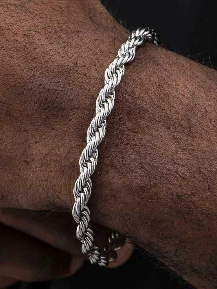 Hip-Hop Rock Stainless Steel Twist Chain Bracelet For Men Simple Silver Color Bracelet Fashion Jewelry Gift AccessoriesX240913