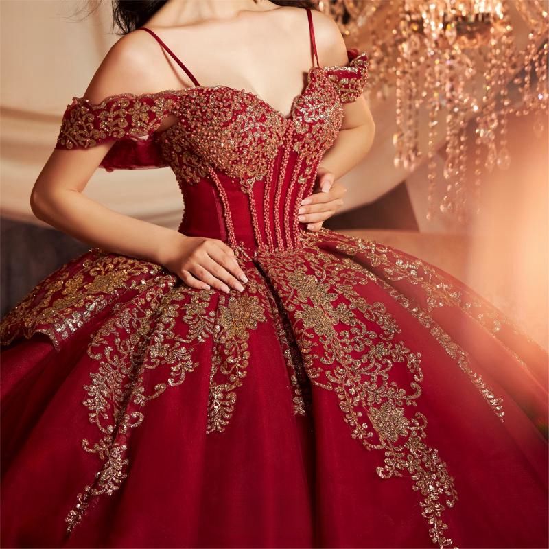 Champagne Off The Shoulder Ball Gown Quinceanera Dresses Sequined Appliques Lace Pleat Tull Corset Sweet 16 Dress Vestidos De XV Anos