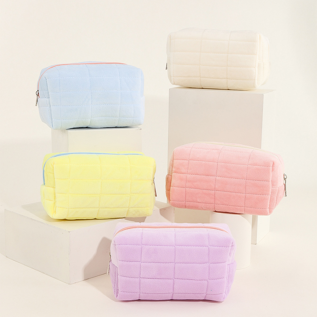 Makeup bag Solid color makeup bag travel storage bag portable large capacity checkered stitching cute and high beauty pillow bag pencil case