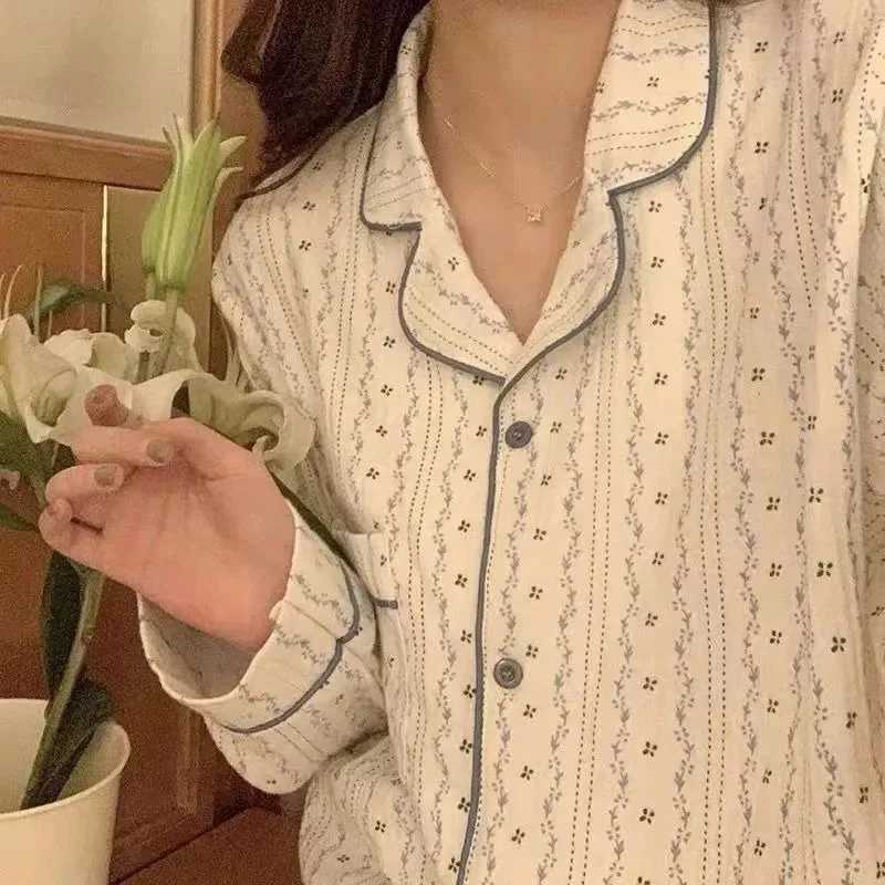 Couple Pajamas Womens Spring Autumn 2024 New Casual Long Sleeved Pants Sleepwear Cotton Gauze Loose Mens Cardigan Homewear Y240913