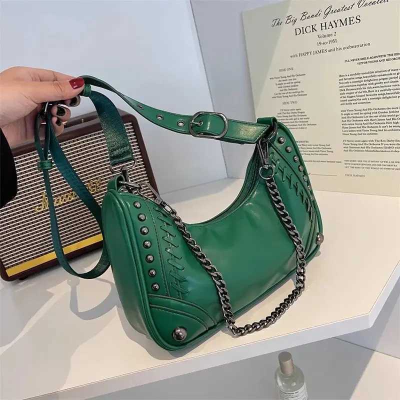 Gothic Bag Vintage 2024 Fashion Moto Biker Shoulder Rock Style Metal Chain Pu Leather Casual Handbags for Women 240913