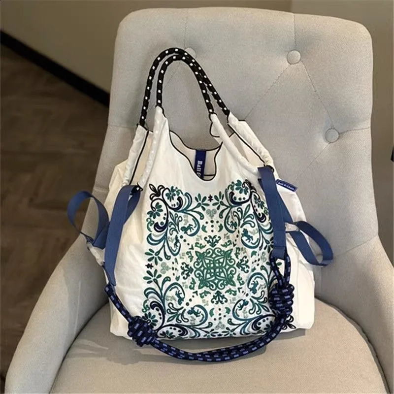 3 type of ceig ball chain embroidered environmentally friendly nylon diagonal shoulder large capacity shopping bag 240910 4