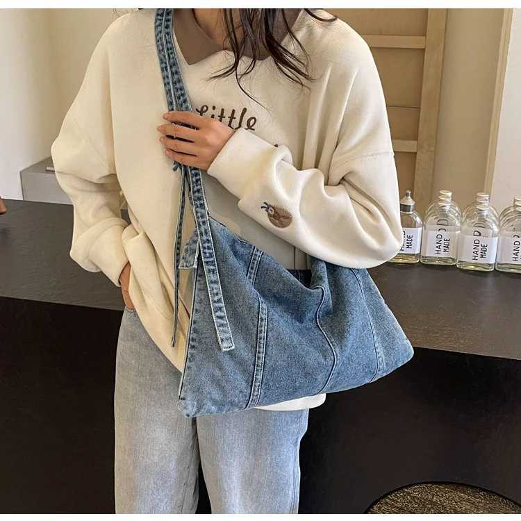 Denim Messenger Bag for Women Fashion Shoulder Bags Chic Hobo Casual Crossbody Outdoor Travel Tote Women s 2024 240913