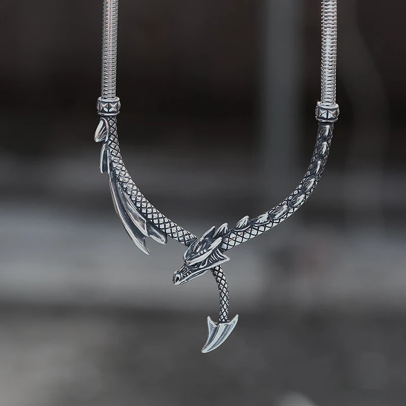 Good Details Fashion Stainless Steel 3D Dragon Necklace Mens Punk Rock Choking Boyfriend and Party Gift Animal Jewelry 240912