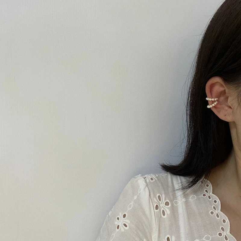 New Elegant Simple Circle Pearl Ear Cuff Fake Piercing Clip on Earrings for Women Girl Fashion Pearls Earcuff Earrings JewelryX240913