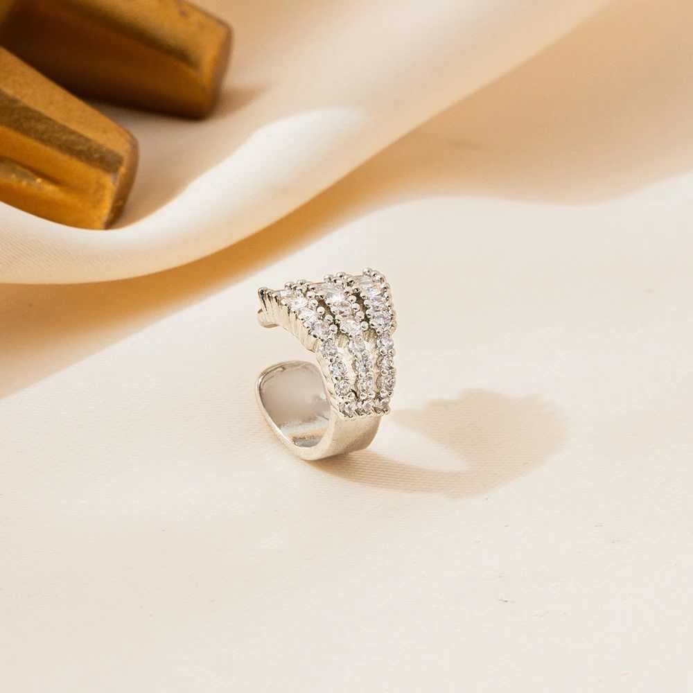 ZHONGVI Bohemian No Piercing Copper Inlaid Zircon Ear Cuff Wrap Stud Clip Earrings For Women Girl Trendy Earrings Jewelry BijouxX240913