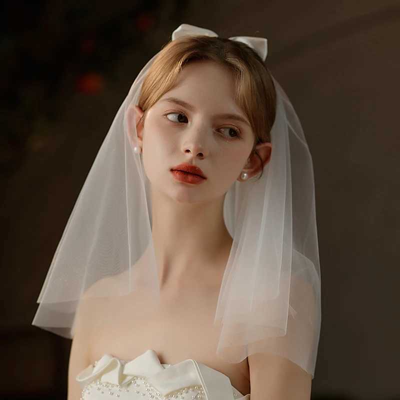 V740 Wedding Bridal Short Veil Two-Layer Tulle Satin Bow White Shoulder Handmade Brides to Be Women Headdress VeilX240913