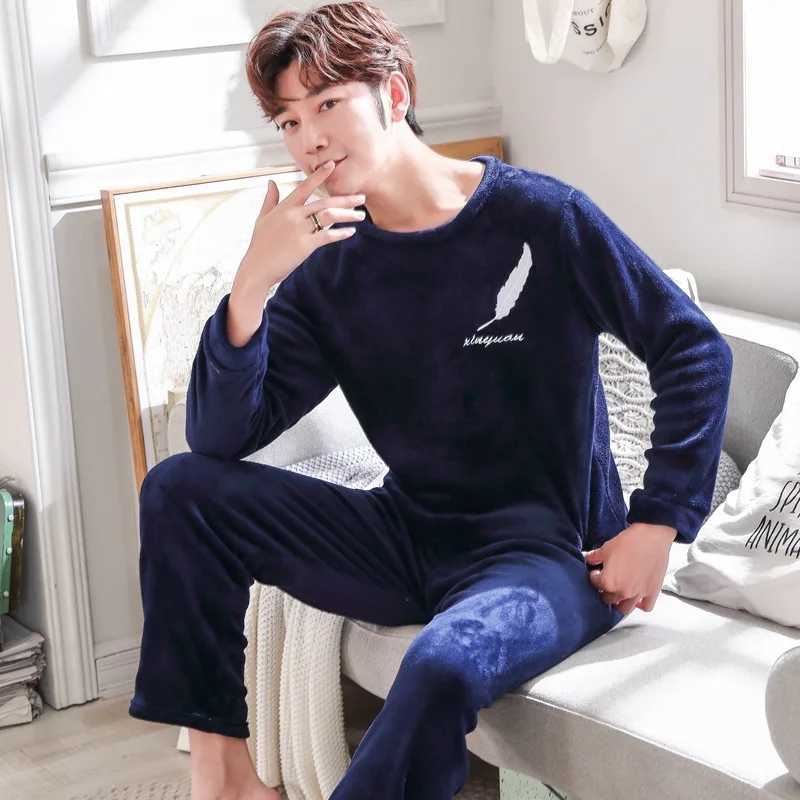 Two Piece Men Autumn and Winter Warm Flannel Pyjamas Sets Blue Long Sleeve Elastic Sleepwear Solid Soft Casual O-Neck homewear Y240913