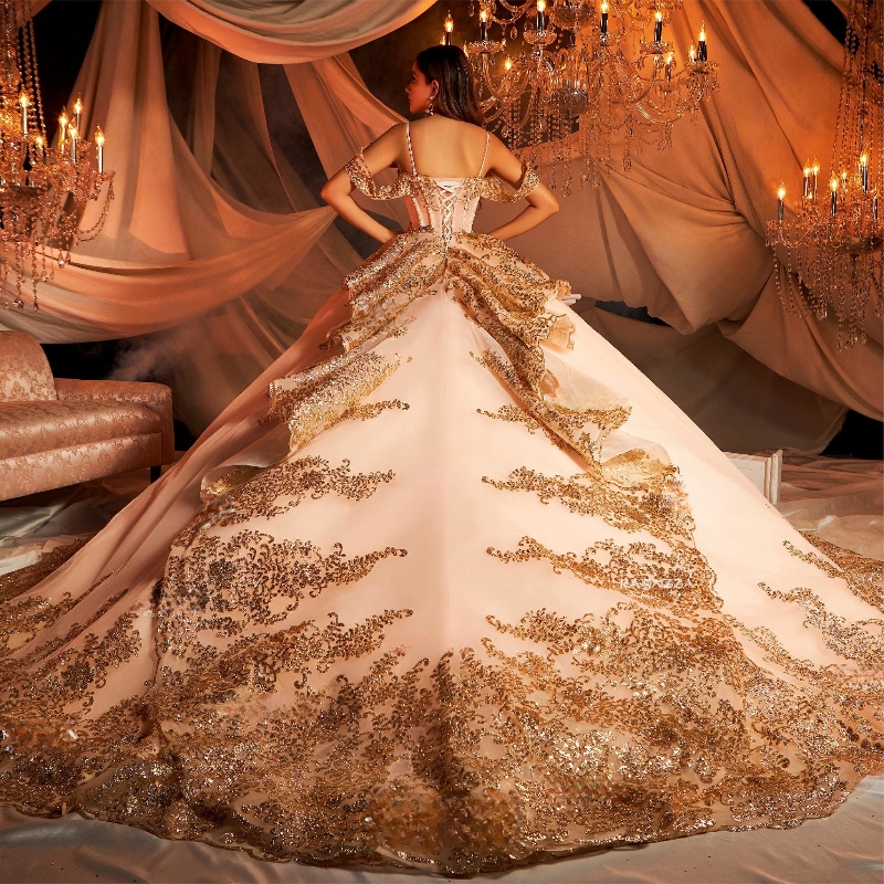 Champagne Off The Shoulder Ball Gown Quinceanera Dresses Sequined Appliques Lace Pleat Tull Corset Sweet 16 Dress Vestidos De XV Anos