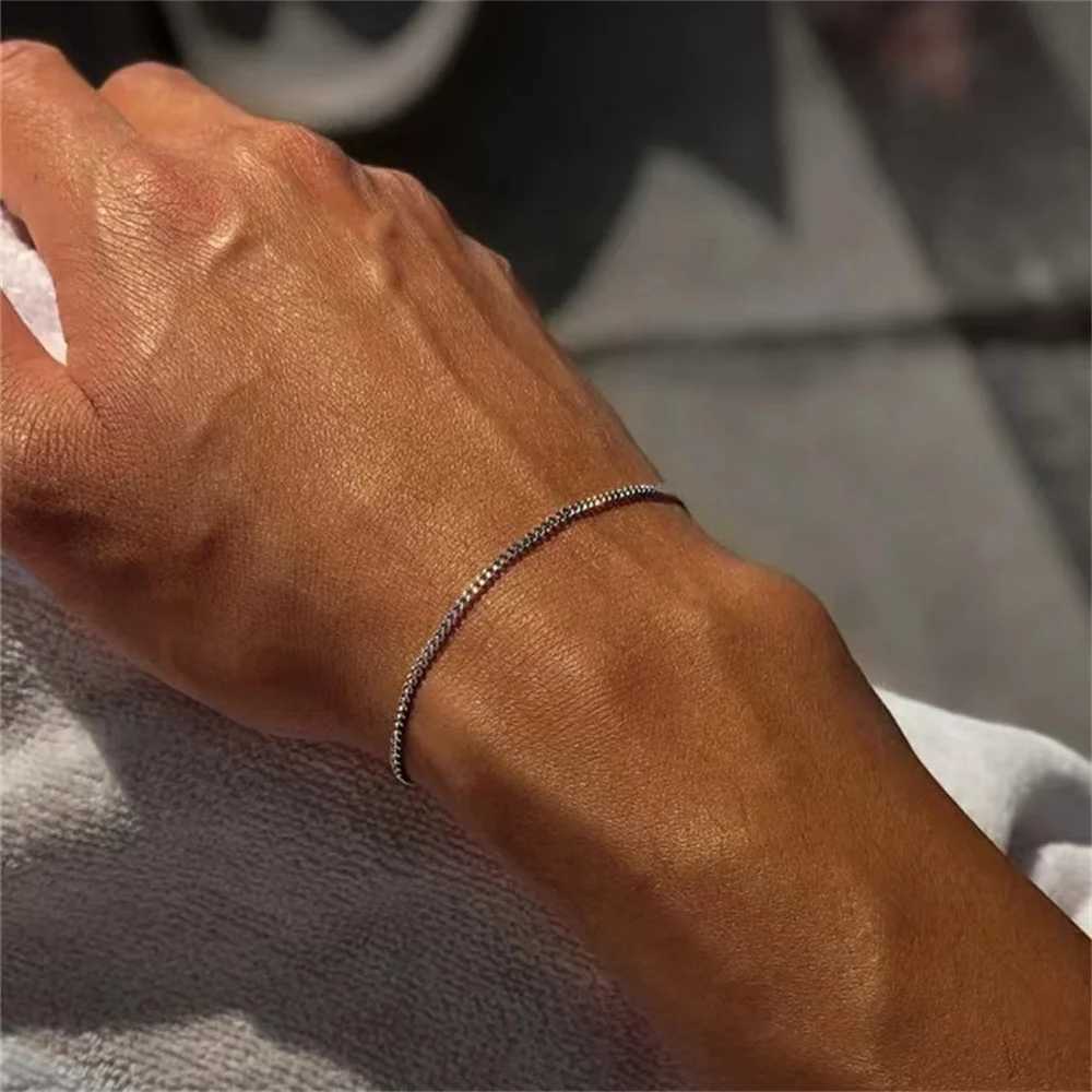 Hip Hop Stainless Steel Cuban Chain Bracelet For Women 3 5 7 mm Simple Stainless Steel Men Bracelet in Gold Color Jewelry XJ250707