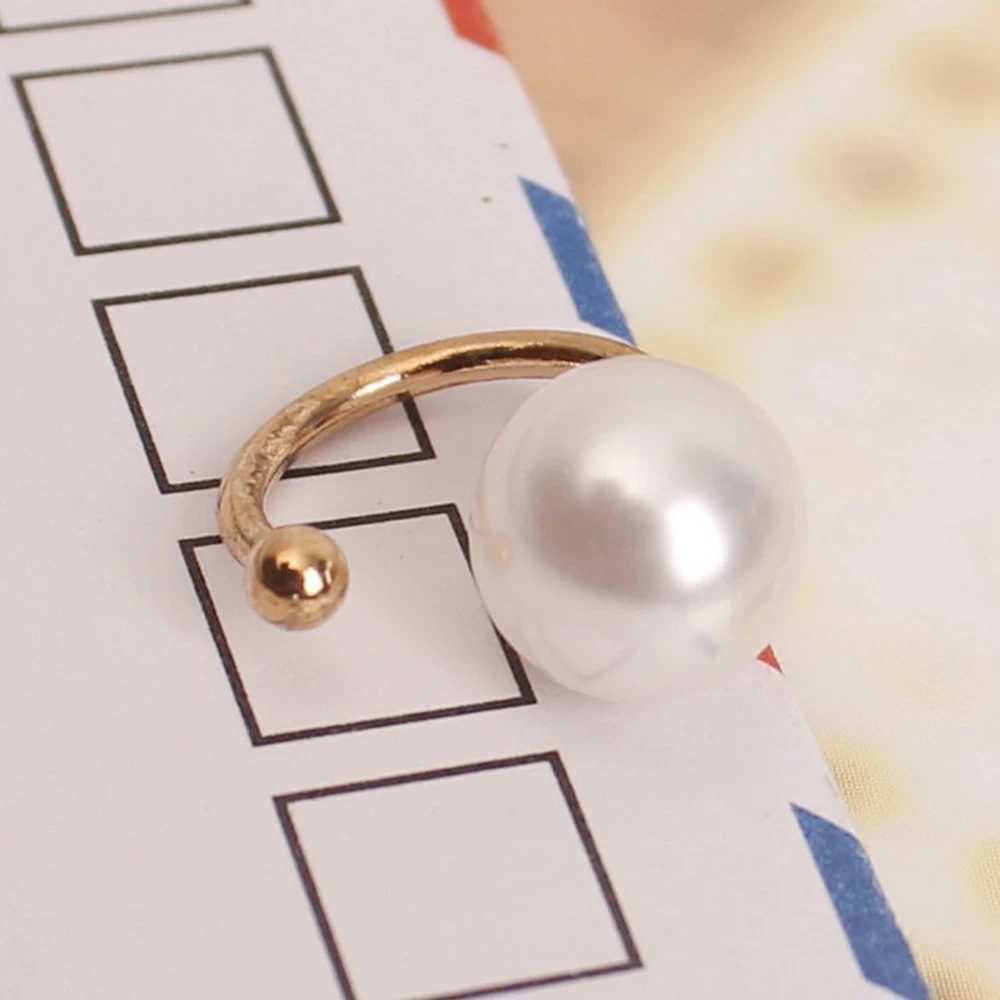 New Imitation Pearl Wrap Ear Cuff Cartilage Clip On No Piercing Earings Fashion Jewelry Brincos for Women Bijoux Wedding GiftX240913