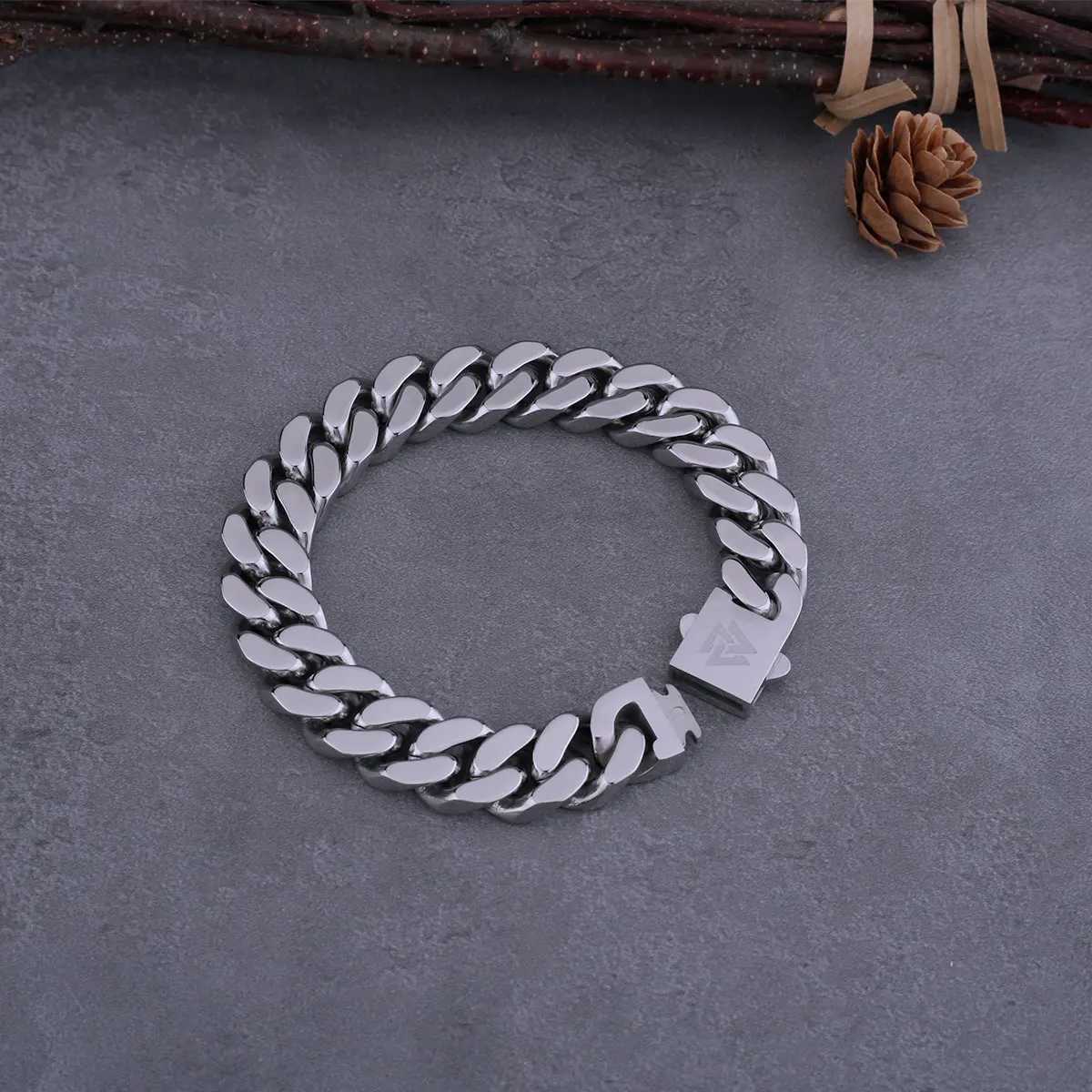 Viking Cast Cuban Thick Chain Mens Bracelet Stainless Steel Fine Polished Chain Four Sides Cut Boyfriend GiftX240913