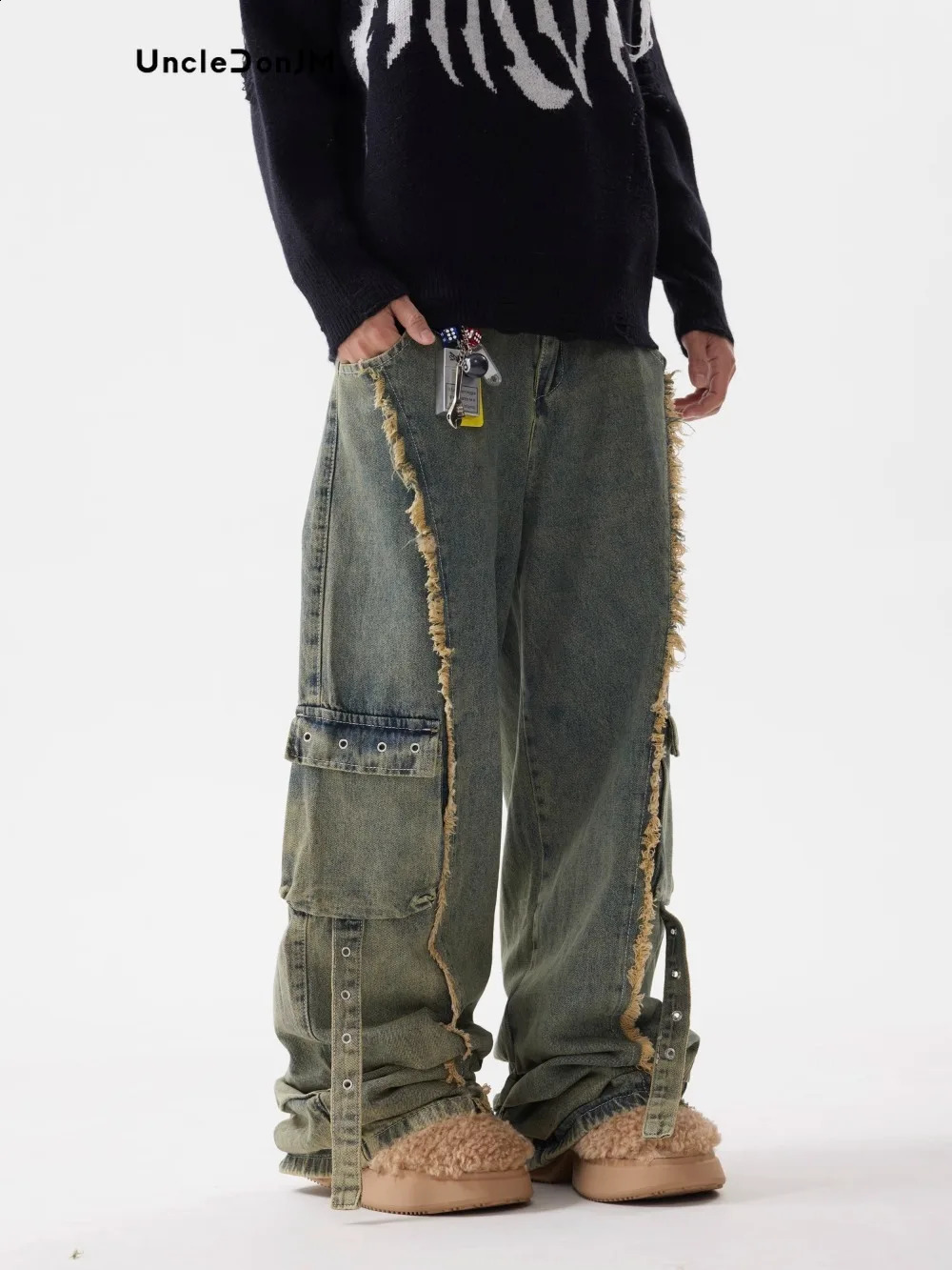 UNCLEDONJM Light Wash Colossus Fit Jeans Multi-pocket Stacked Jeans Distressed Men Jeans 240912