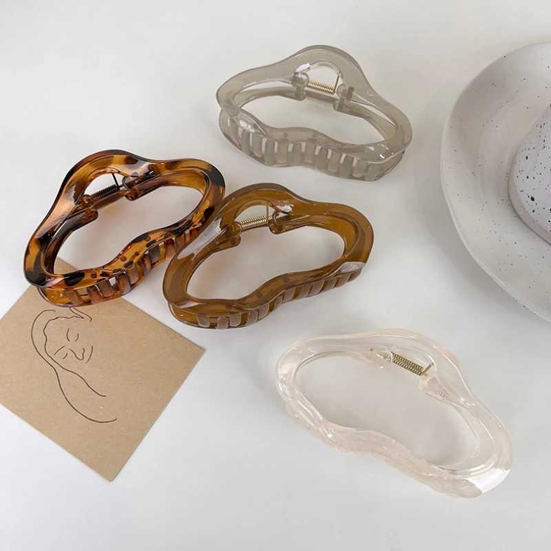 UXSL Spring New Cloud Large Hair Claws Shark Clip Headdress for Woman Fashion Temperament Barrettes Solid Color Sturdy HairpinsX240912