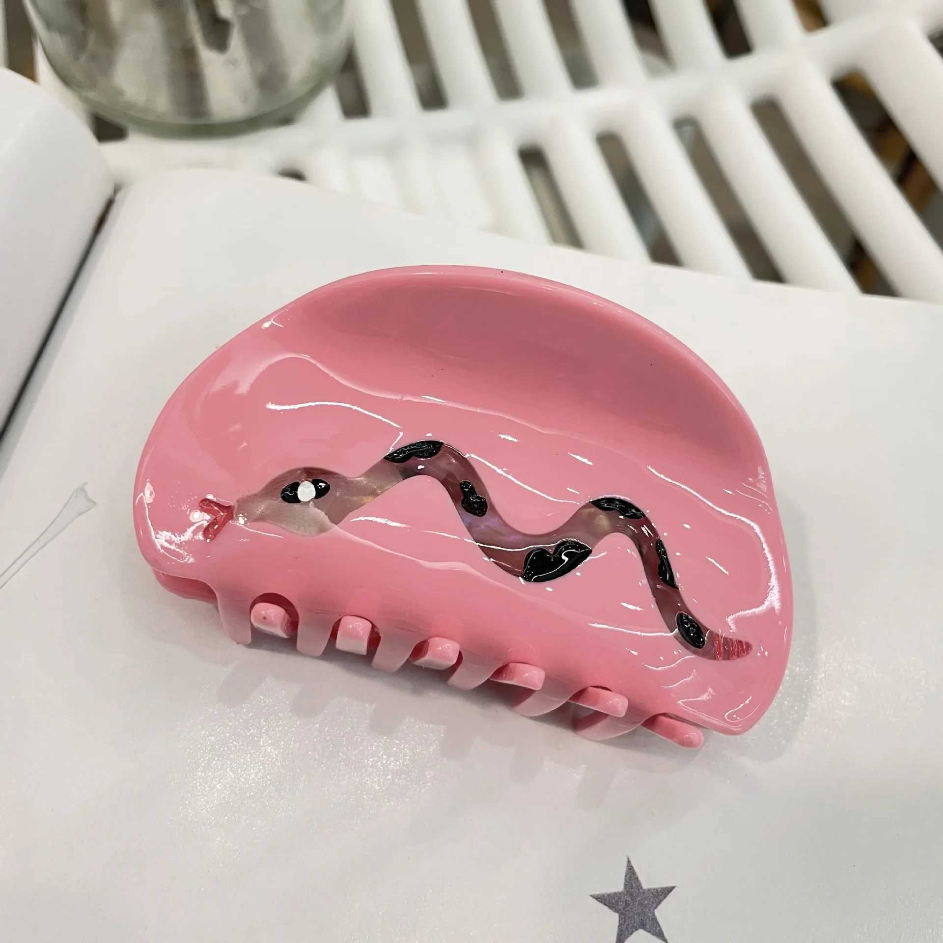 Muweordy New Lion Hair Claw Acetate Claw Clip Alien Crab Hair Clip Animal Cartoon Hair Accessories INS Hot Clips for Women GirlsX240912