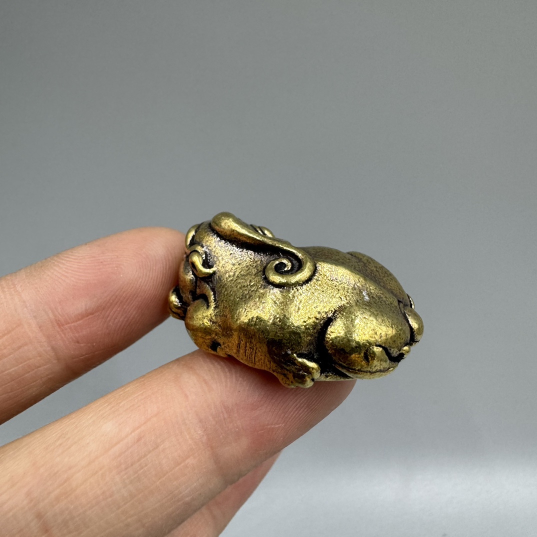 Solid Brass Animal Statue Tea Pet Ornament Lucky Beast Pixiu Figurine Toy Craft Brass Lucky Pixiu Keychain Pendant