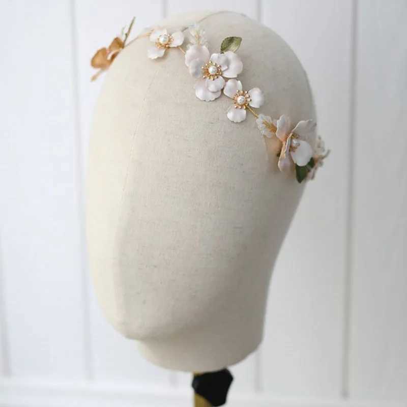 SLBRIDAL Handmade Ins Style Alloy Green Leaf Crystal Rhinestone Pearls Bridal Headband Wedding Headdress Hair Accessories WomenX240913