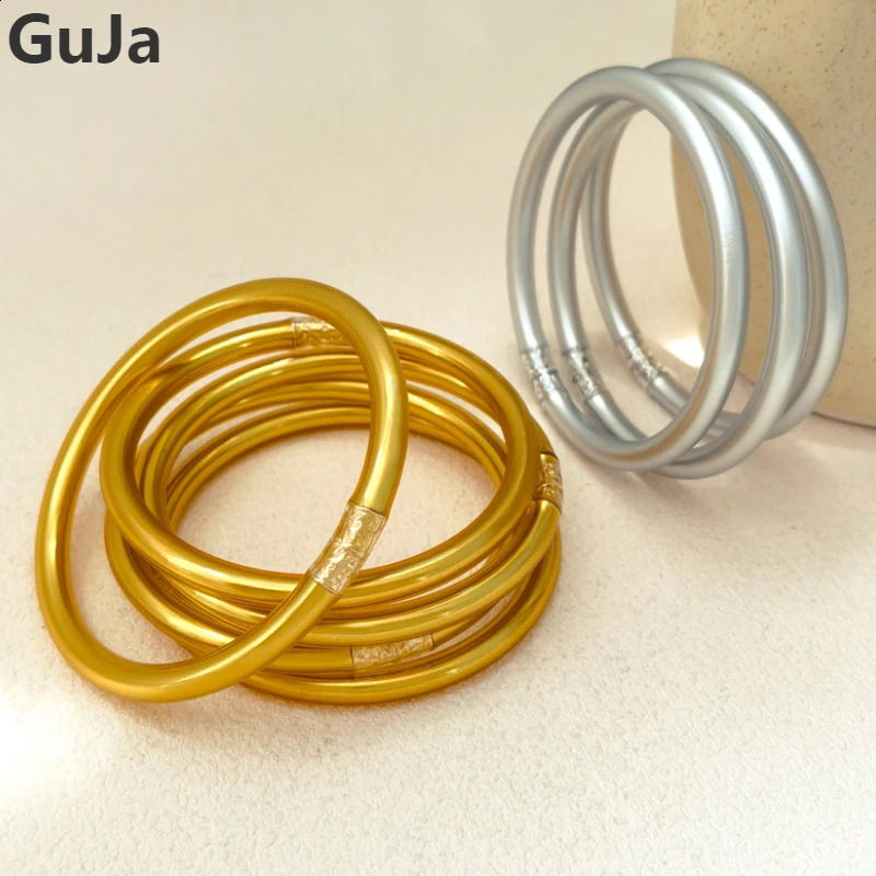 Trendy Jewelry High Quality Plastic Tube Inner Silicone Soft Bracelet For Women Female Gold Color Bangle Accessories 240910