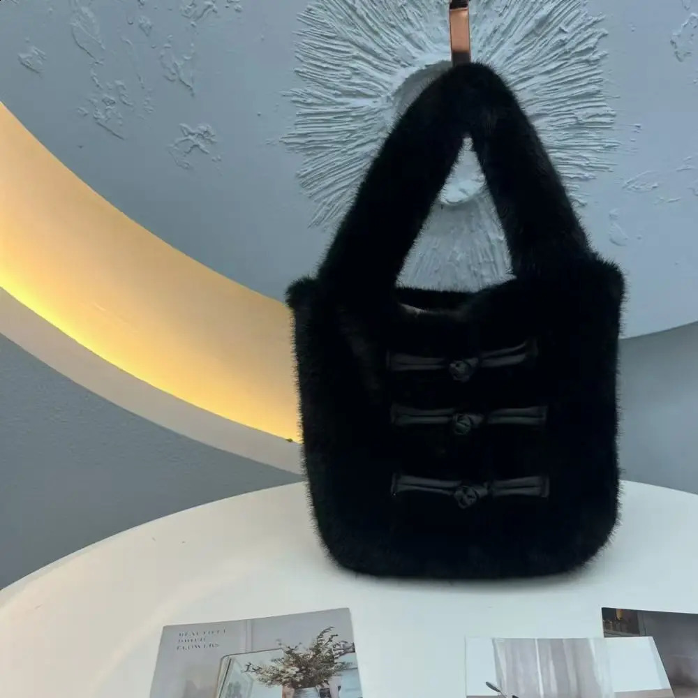 Chinese style plush shoulder bag large capacity light weight cross body bag 240912