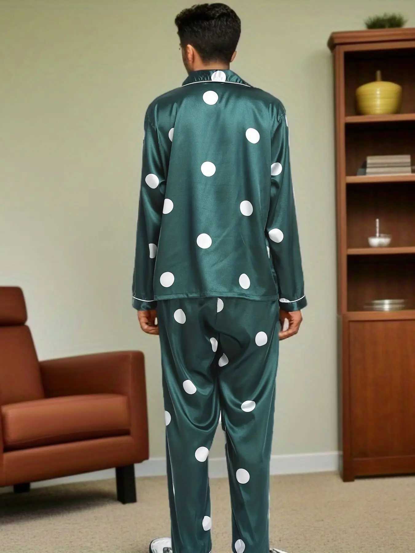 New Spring Summer Men 2PCS Pajamas Set Print Silk Satin Sleepwear Long Sleeve Pijamas Suit Loose Casual Home Clothes Loungewear Y240913