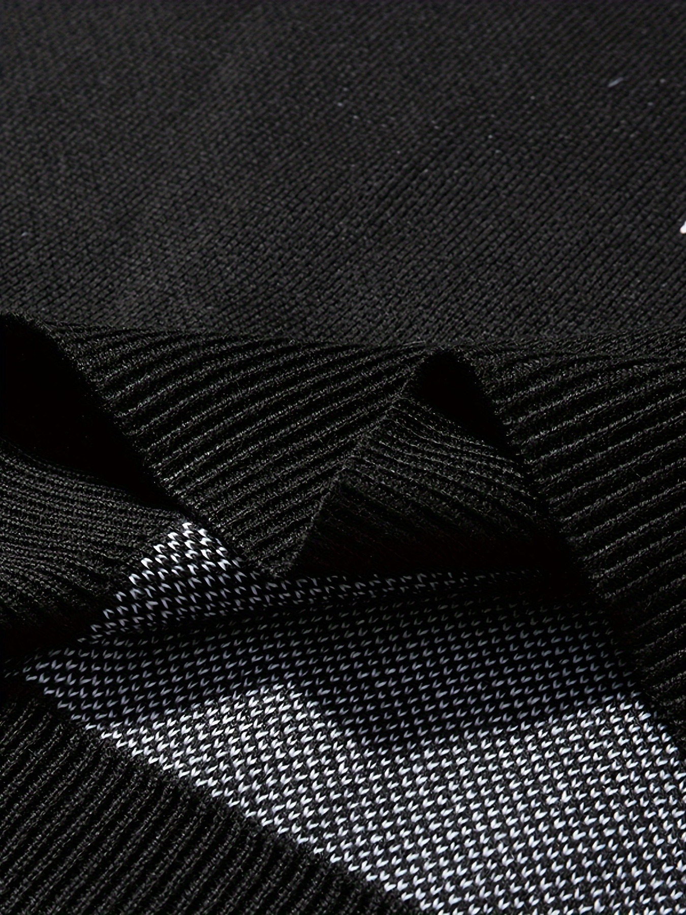 Men's Trendy Skull Print Hoodie - Soft, Cozy Streetwear with Relaxed Fit & Long Sleeves for Fall/Winter | Halloween & Hip-Hop Inspired