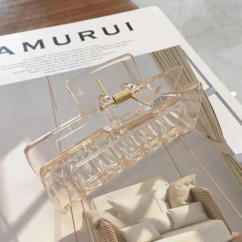 2023 New Claw Clip for Women Tough Colorful Plastic Hair Claw Large Size Hair Clamps Claw Clip Crab Chic Hair Accessories GiftX240912