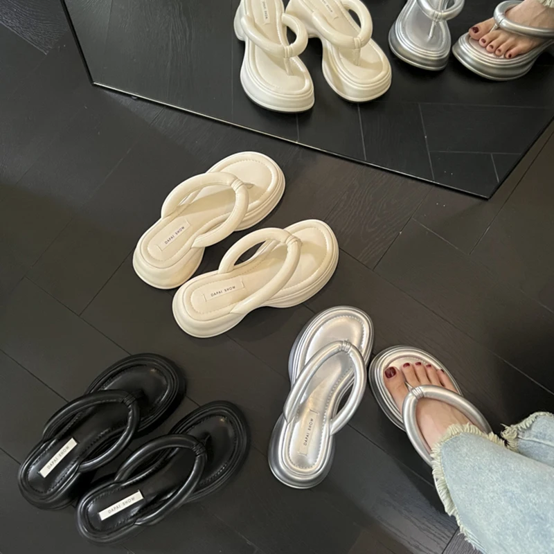 Designer Summer Chunky Women Slipper Fashion Elegant Clip Toe Platform Thick Heel Slides Ladies Beach Sandal Shoes dh1100368158