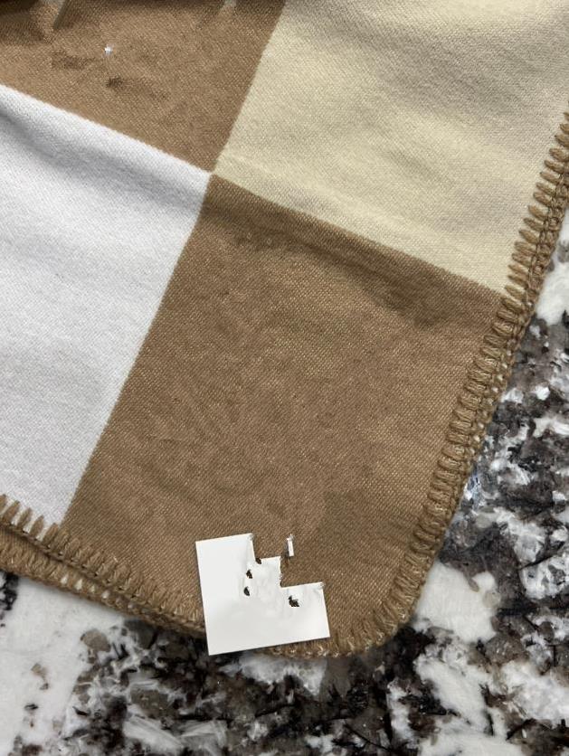 135X170cm Cashmere Blanket Crochet Soft Wool Shawl Portable Warm Plaid Sofa Travel Fleece Knitted Throw Cape Designer Blankets 13 Colors 010205