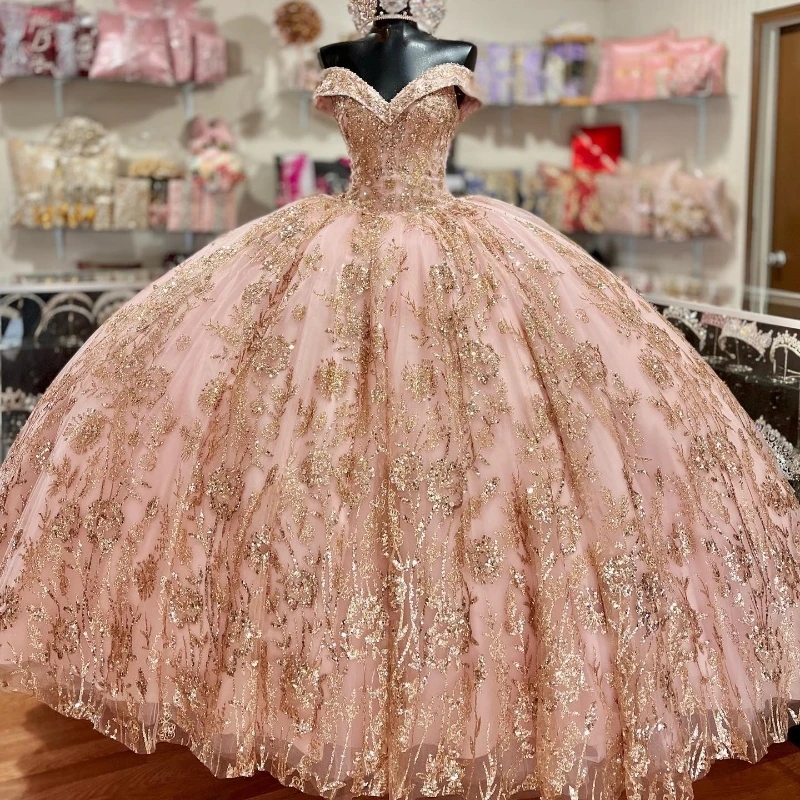 Pink Princess Quinceanera Dresses Off the Shoulder Ball Gown 2024 Sweet 16 Dress Beads Gold Appliques Lace Tull Vestido 15 De Anos