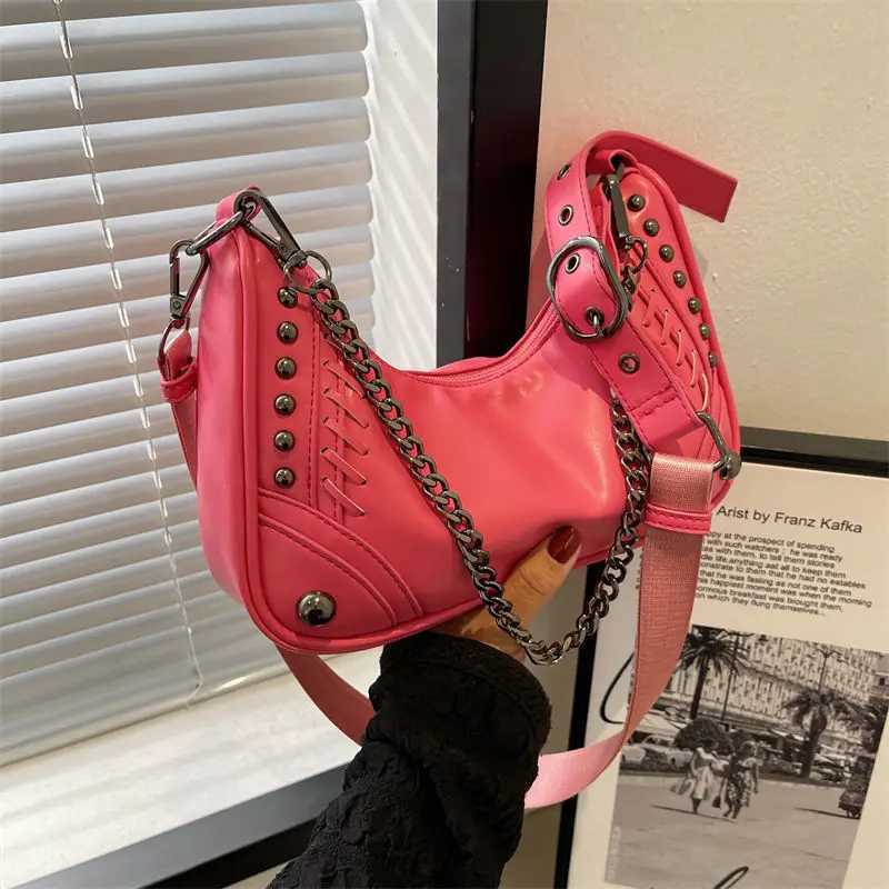 Gothic Bag Vintage 2024 Fashion Moto Biker Shoulder Rock Style Metal Chain Pu Leather Casual Handbags for Women 240913