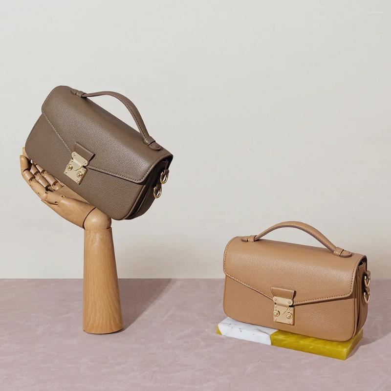 3 Totes Autumn/winter Fashionable Square Headlayer Cow Leather Sense Vintage Shoulder Commute Versatile Handbag Crossbody Bag 4