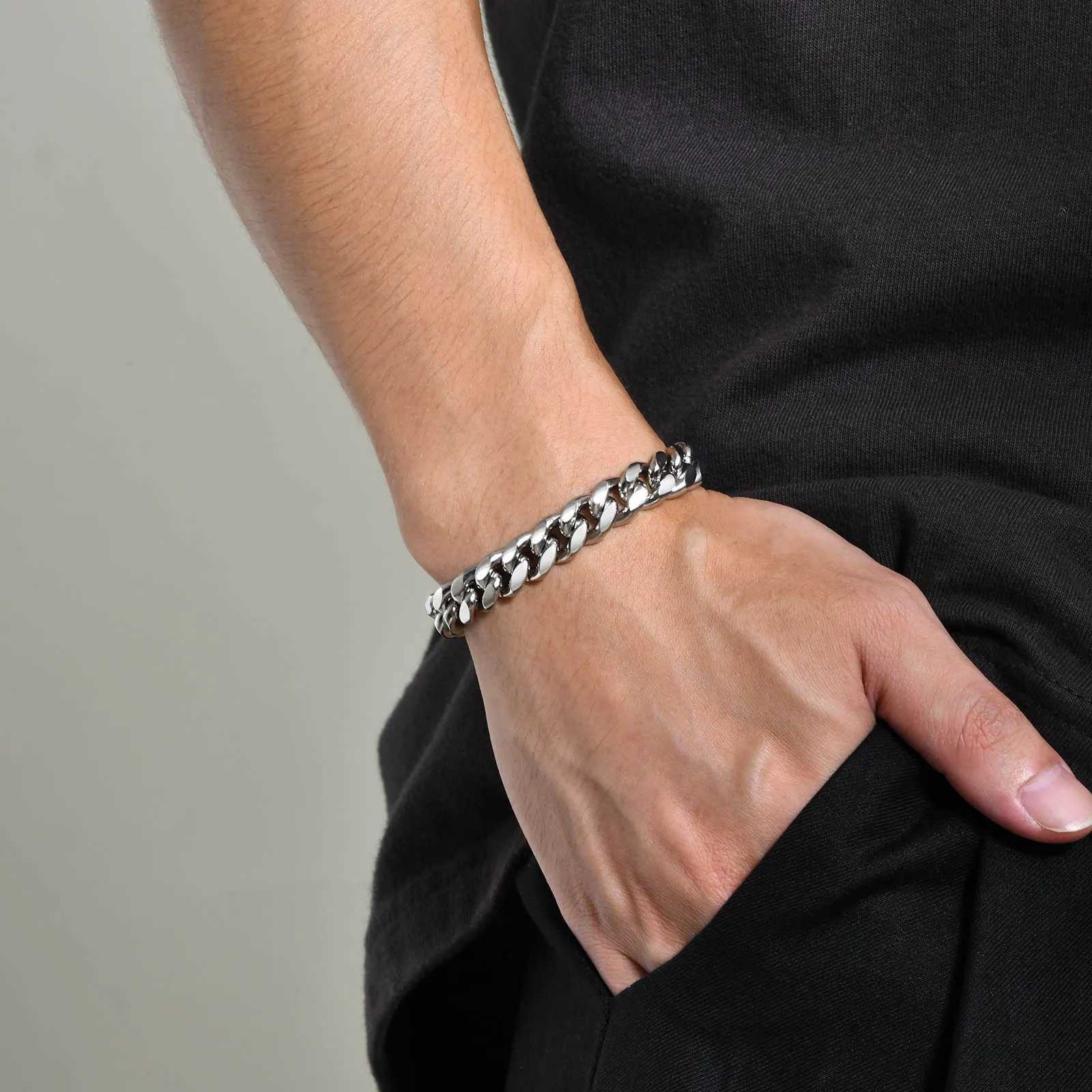 Vnox 8mm/10mm Bold Cuban Chain Bracelets for Men Black Stainless Steel Miami Curb Links Wristband Chunky Male Boy JewelryX240913