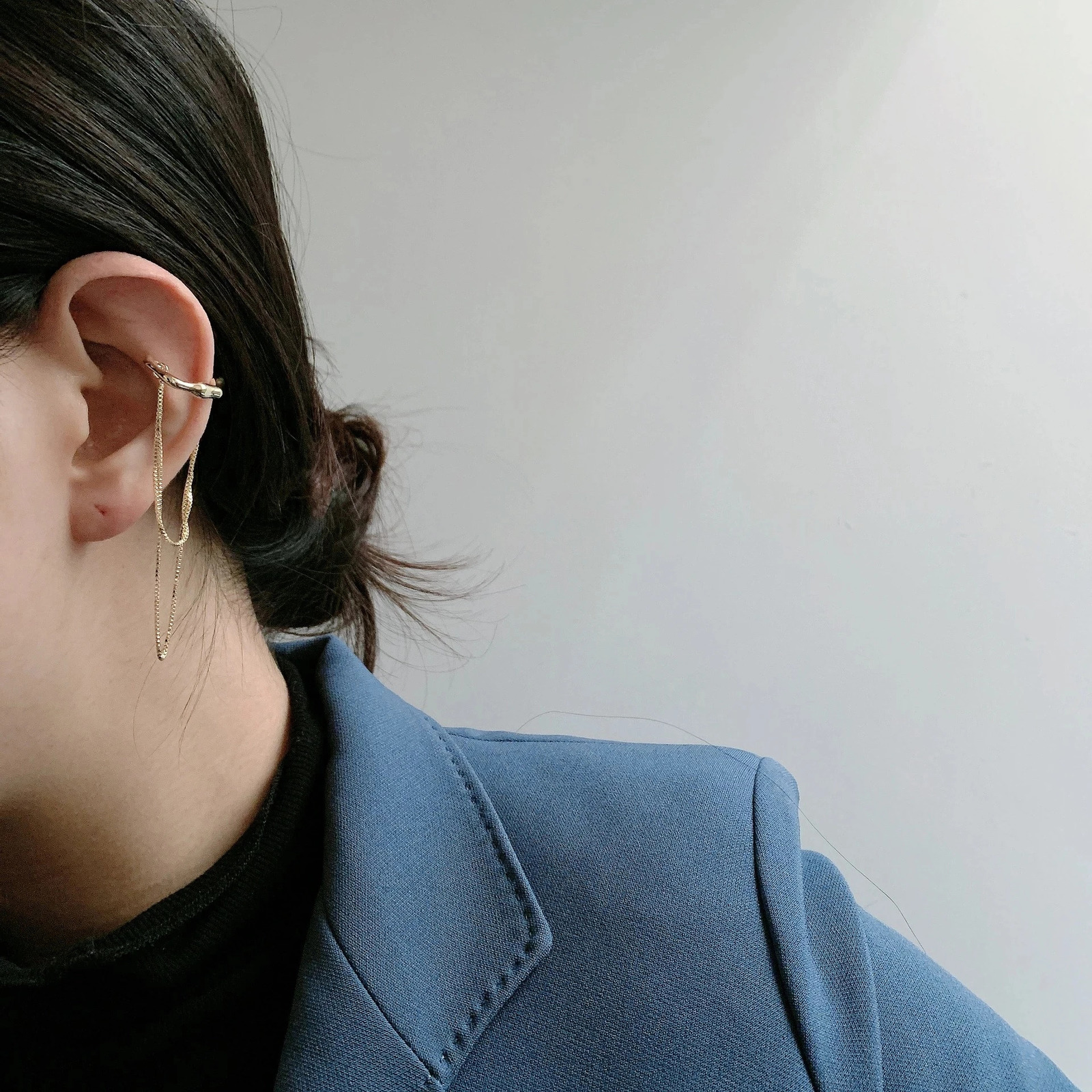 Goth Gold Silver Color Letter C Earcuff Tassel Chain Ear Cuff Piercing Faux Earrings for Women Korean Fashion Clips Jewelry 240906