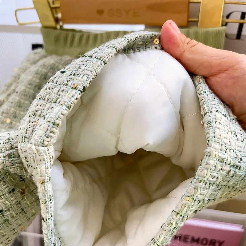 Winter Girls Princess Clothes Set Autumn Thick Baby Kids Children Coats TopsSkirt Plush T-shirt Girls Outfit Suits 2 3 4 5 6 7Y 240902