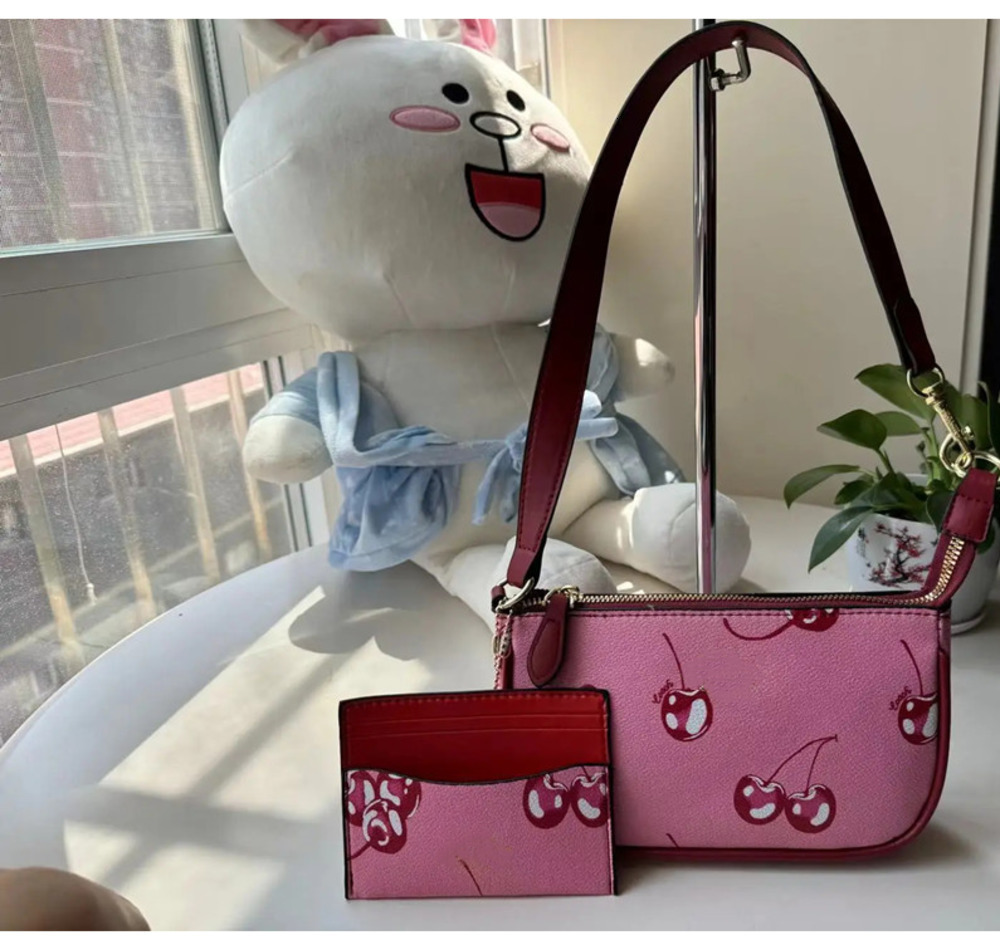 MINI POCHETTE ACCESSOIRES Designer Red Cherry Bag Wallet Leather Tote Luxury Cross Body for Women Handbags Purse Lady Fashion Shoulder City