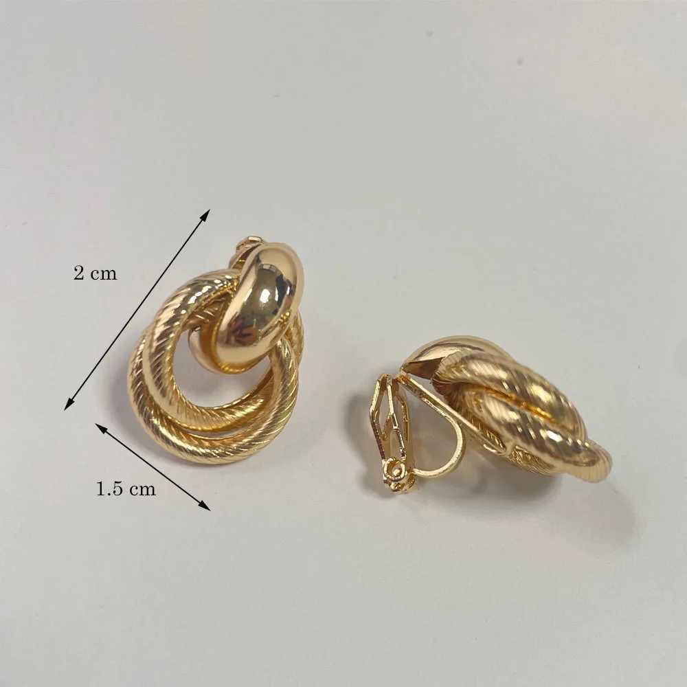 Metal Texture Matte Small Square Non Pierced Earrings Vintage Silver Gold Color Geometric Round Clip on Earrings for WomenX240913