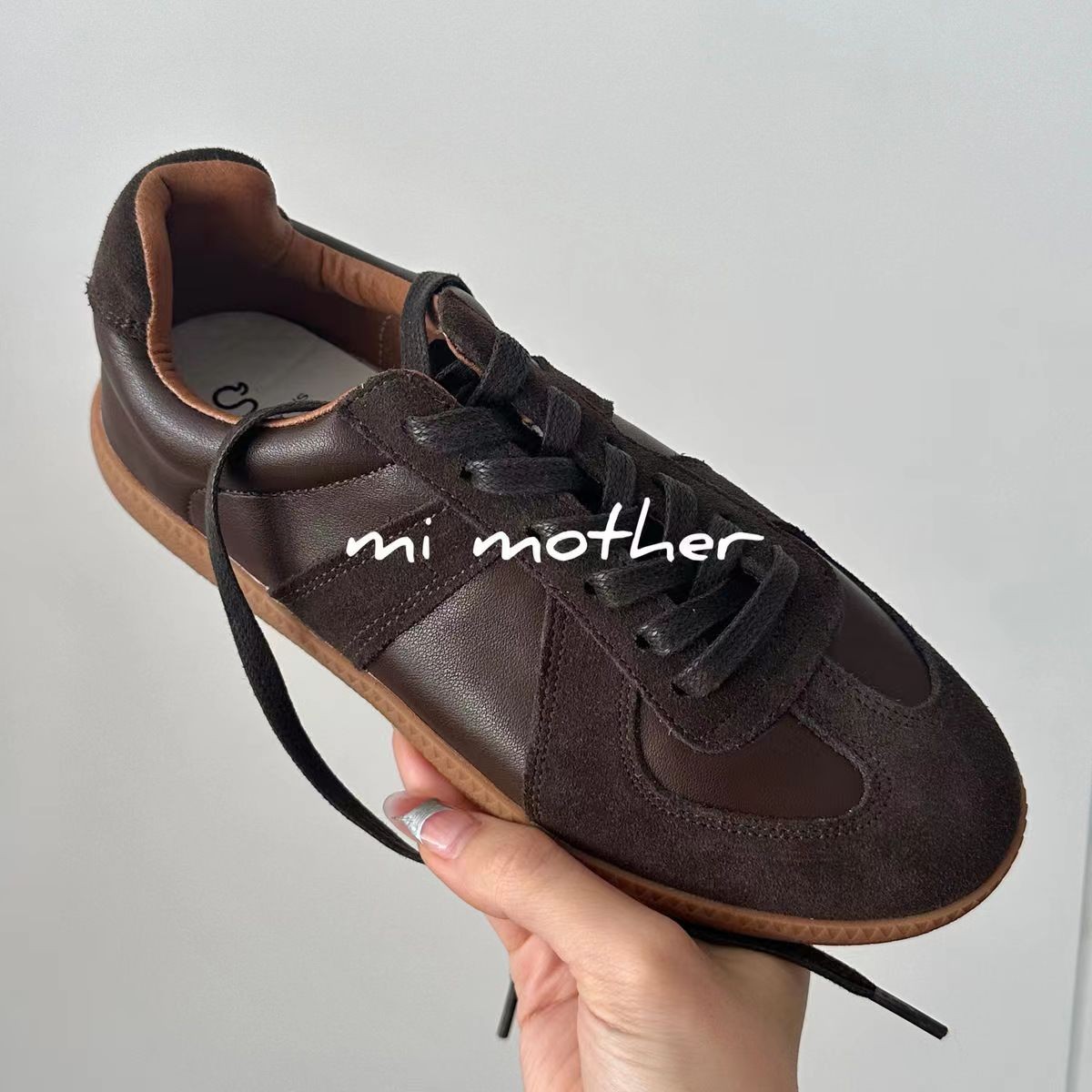 Autumn 2024 New Retro Niche Design Women's Sneakers Versatile Student Comfortable Fashion Women Casual Canvas Shoes D306 02ee