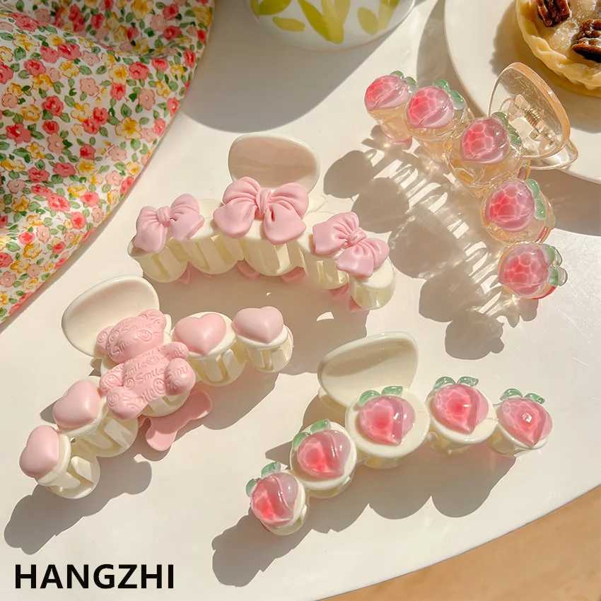 HANGZHI New Pink Peach Hair Clip Vintage Cute Bow Tie Shark Hair Claws Bear Heart Hair Claw For Women Party Head AccessoriesX240912