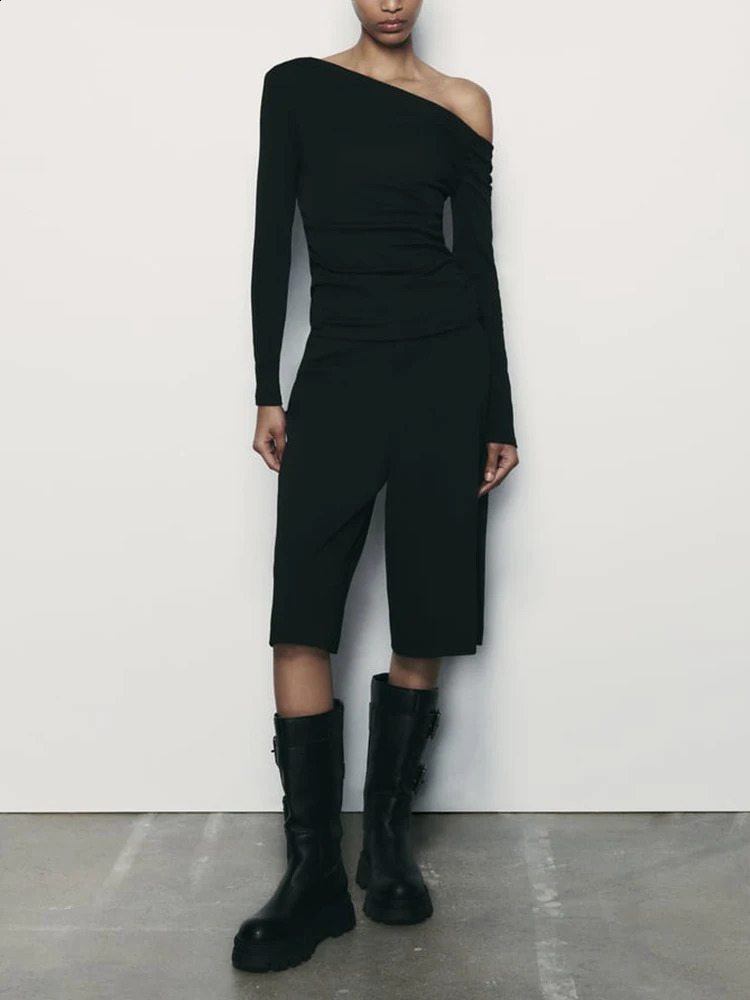 TRAF Womens Asymmetric Slant Neck Ultra Thin Top Temperature Sexy One Shoulder Folded Long Sleeve Tshirt Spicy and Unique Dress 240913